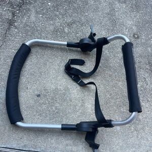 Thule universal car seat holder for urban glide